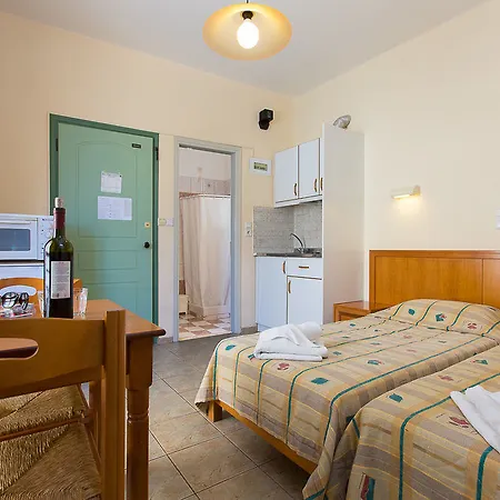 Aparthotel Eltina 2*