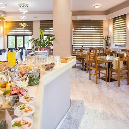 Hotel apartamentowy Eltina 4*