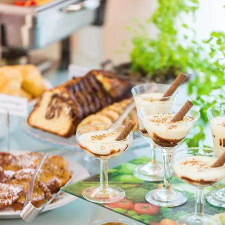 Eltina Lägenhetshotell 4*