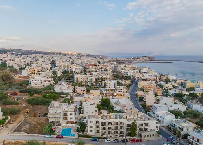 Lejlighedshotel Eltina 4*